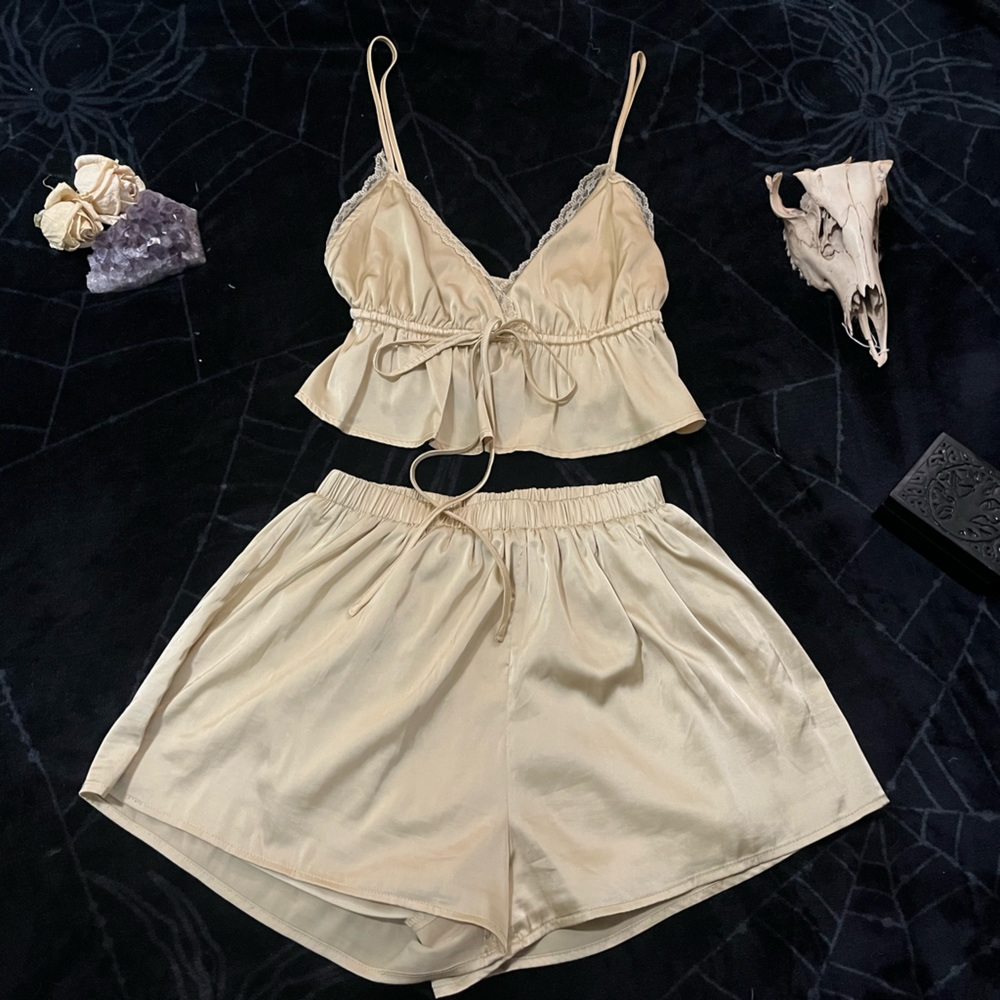 Cream Blue Blush Lounge Set
